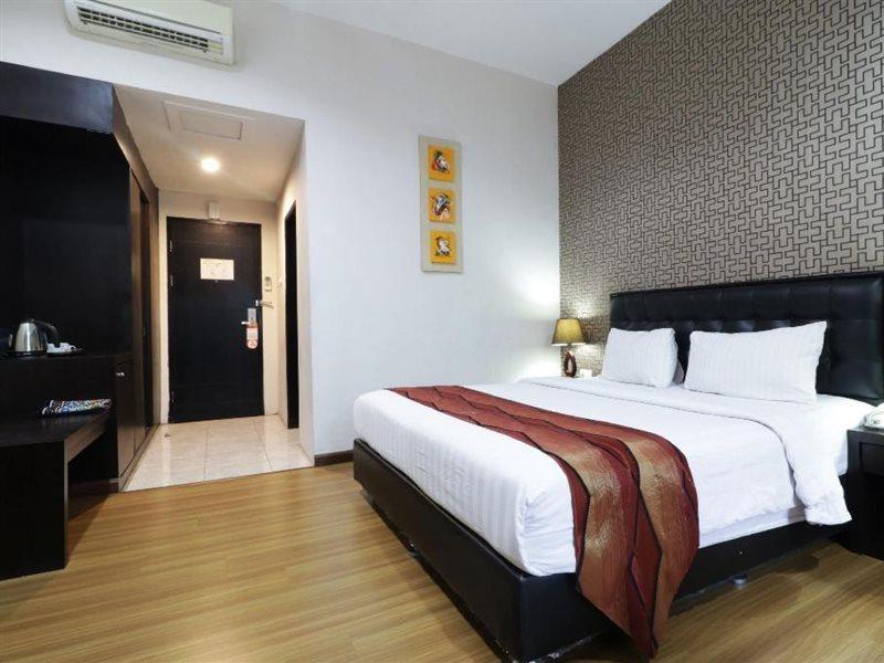 Grand Kanaya Hotel Medan Exterior foto